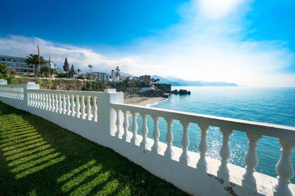 Palmeras 9 Menyber Nerja Buitenkant foto